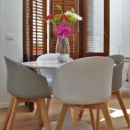 Apartment Vespri *