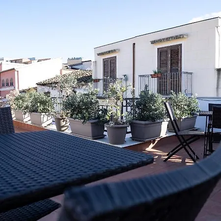 Vespri Apartment *